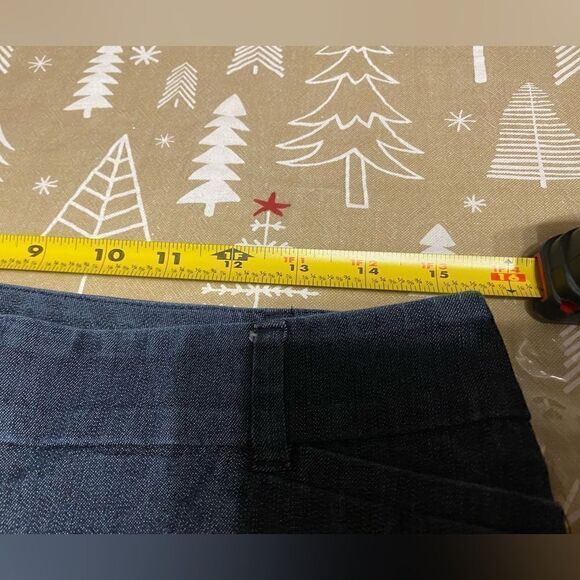 Van Heusen Women’s Stretch Jeans, size 4 REG. (J61) - Picture 10 of 10